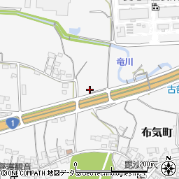 三重県亀山市布気町220-1周辺の地図