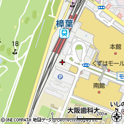 大阪府枚方市楠葉花園町12周辺の地図