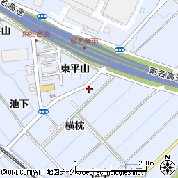 愛知県豊川市赤坂町横枕37周辺の地図