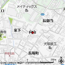 愛知県西尾市平坂町向山周辺の地図