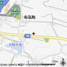 三重県亀山市布気町984-2周辺の地図