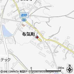 三重県亀山市布気町636-3周辺の地図