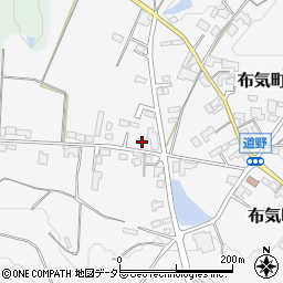 三重県亀山市布気町822-20周辺の地図