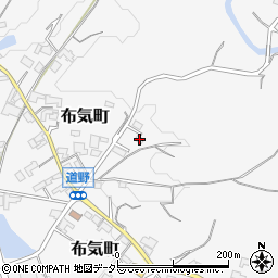 三重県亀山市布気町650-1周辺の地図