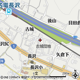 愛知県豊川市長沢町古城1-33周辺の地図