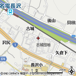 愛知県豊川市長沢町古城1-32周辺の地図