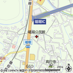 砥堀公民館周辺の地図