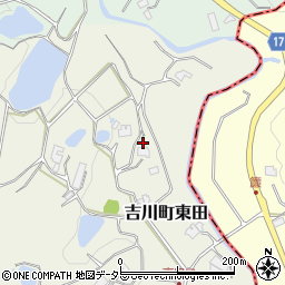 兵庫県三木市吉川町東田1087-1周辺の地図
