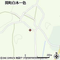 三重県亀山市関町白木一色1349-2周辺の地図