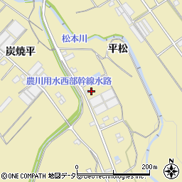 愛知県豊川市東上町平松周辺の地図