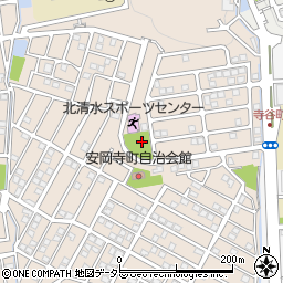 安岡寺中央公園周辺の地図