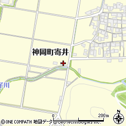 兵庫県たつの市神岡町寄井573周辺の地図