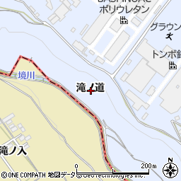 愛知県新城市川田（滝ノ道）周辺の地図