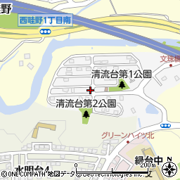 兵庫県川西市清流台6-13周辺の地図