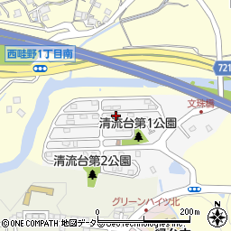 兵庫県川西市清流台11-5周辺の地図