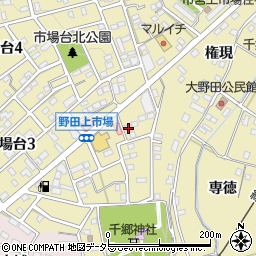 愛知県新城市市場台2丁目2-13周辺の地図