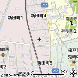 愛知県常滑市新田町4丁目165周辺の地図