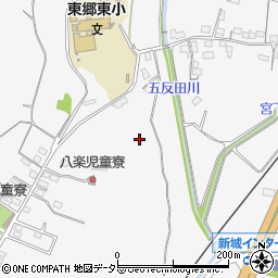 愛知県新城市八束穂雲雀田周辺の地図