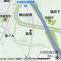 愛知県岡崎市保母町新巻周辺の地図