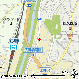兵庫県三田市上井沢556周辺の地図