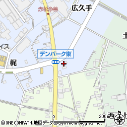 ＴＲＩＰＬＥ・ＡＲＲＯＷＳ周辺の地図