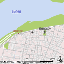 三重県四日市市磯津2409周辺の地図