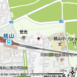 京都府京都市伏見区桃山町松平武蔵18-1周辺の地図