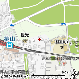京都府京都市伏見区桃山町松平武蔵18-3周辺の地図