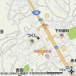 ファミーユ吉田周辺の地図