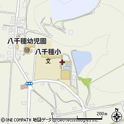 兵庫県神崎郡福崎町八千種300周辺の地図