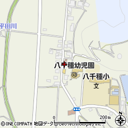 兵庫県神崎郡福崎町八千種207周辺の地図