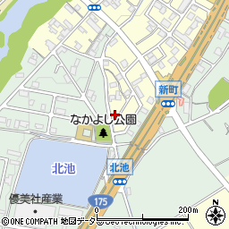 兵庫県加東市新町233-7周辺の地図