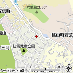 京都府京都市伏見区桃山紅雪町93周辺の地図