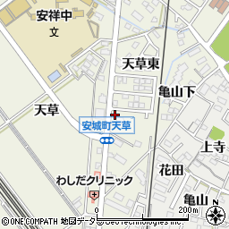 愛知県安城市安城町亀山下16-18周辺の地図