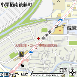 京都府京都市伏見区石田大受町32-2周辺の地図