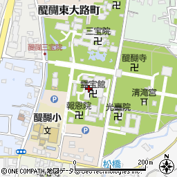醍醐寺霊宝館周辺の地図