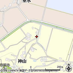 三草山登山口駐車場周辺の地図