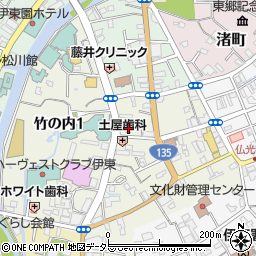セブンイレブン伊東竹の内店周辺の地図
