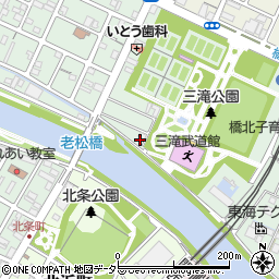 三重県四日市市新浜町3-10周辺の地図