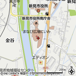 岡山県新見市新見123-2周辺の地図