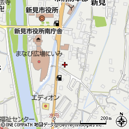 岡山県新見市新見394-3周辺の地図