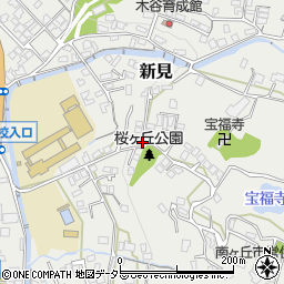 岡山県新見市新見1665-4周辺の地図