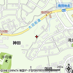 愛知県岡崎市滝町神田32周辺の地図