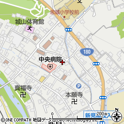 岡山県新見市新見819-1周辺の地図