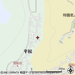 滋賀県湖南市平松553-28周辺の地図