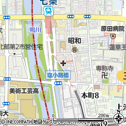 ニューシャトー東山周辺の地図