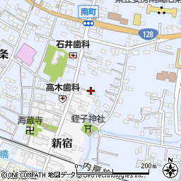 クリーニング三峯新宿店周辺の地図