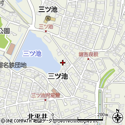 愛知県東海市加木屋町三ツ池13周辺の地図