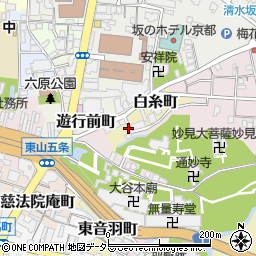 京昆布舗田なか周辺の地図