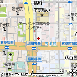 京都府京都市下京区小泉町110周辺の地図